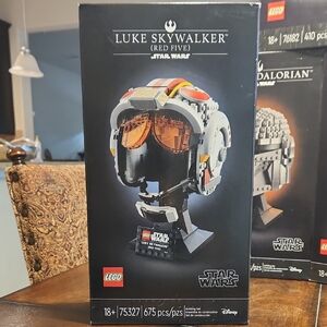 LEGO Star Wars Luke Skywalker Helmet - Release 2020 Retired 12/2023